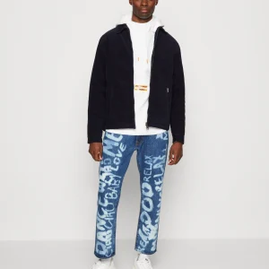 Levi’s 551Z Straight Crop – Jean Droit – Notebook Doodles fashioniable 10