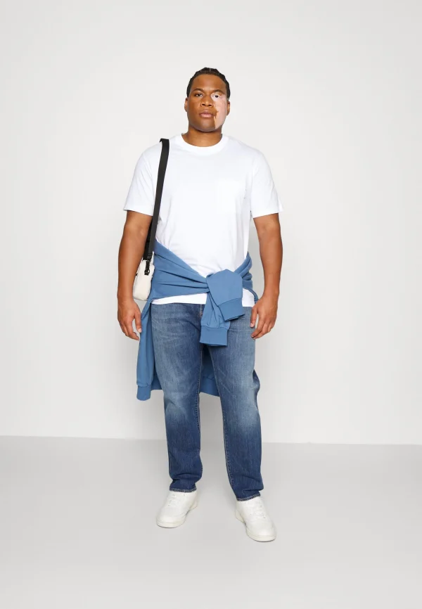 marque pas cher Levi’s® Plus Jeans Fuselé – Shitake 3