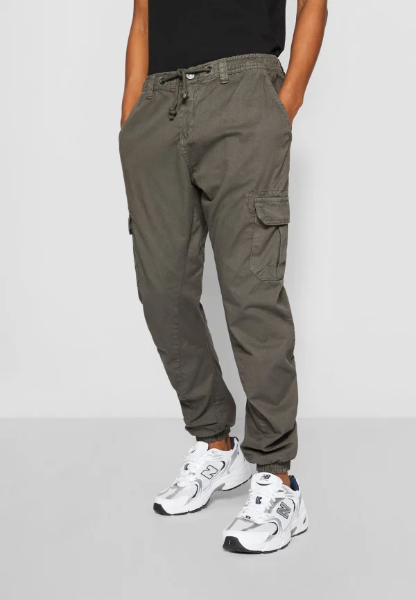 économies garanties URBAN CLASSICS Cargo Jogging Pants – Pantalon Cargo – Magnet 1