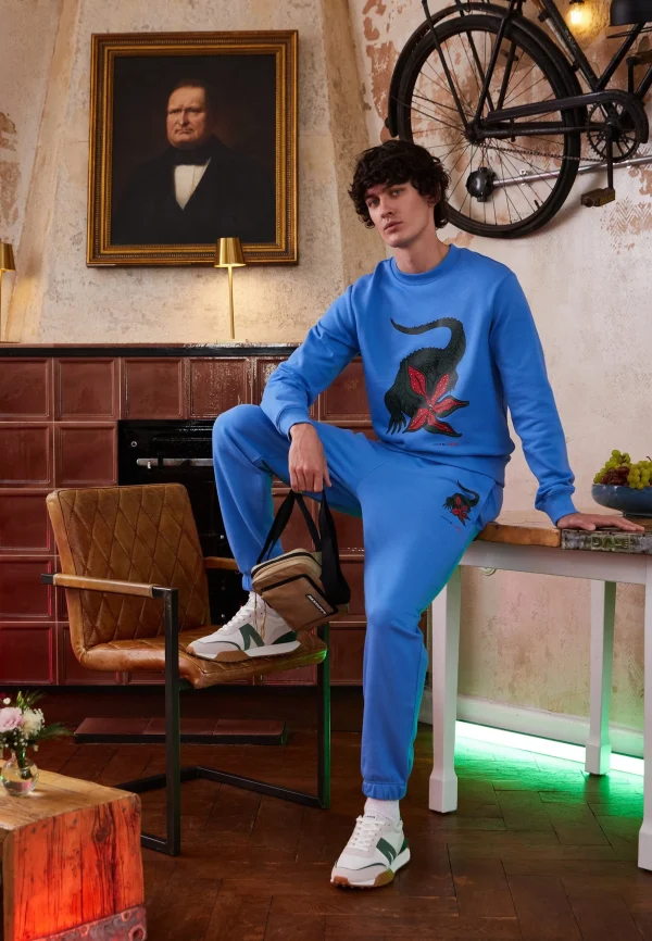 Lacoste X Netflix – Pantalon De Survêtement – Ethereal marque pas cher 1