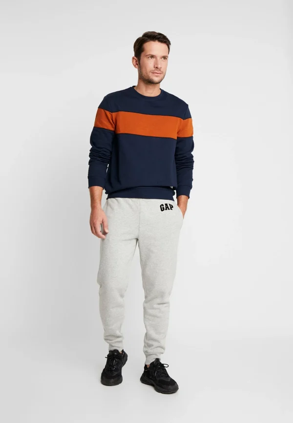 bas prix GAP Heritage Logo – Pantalon De Survêtement – Light Heather Grey 3